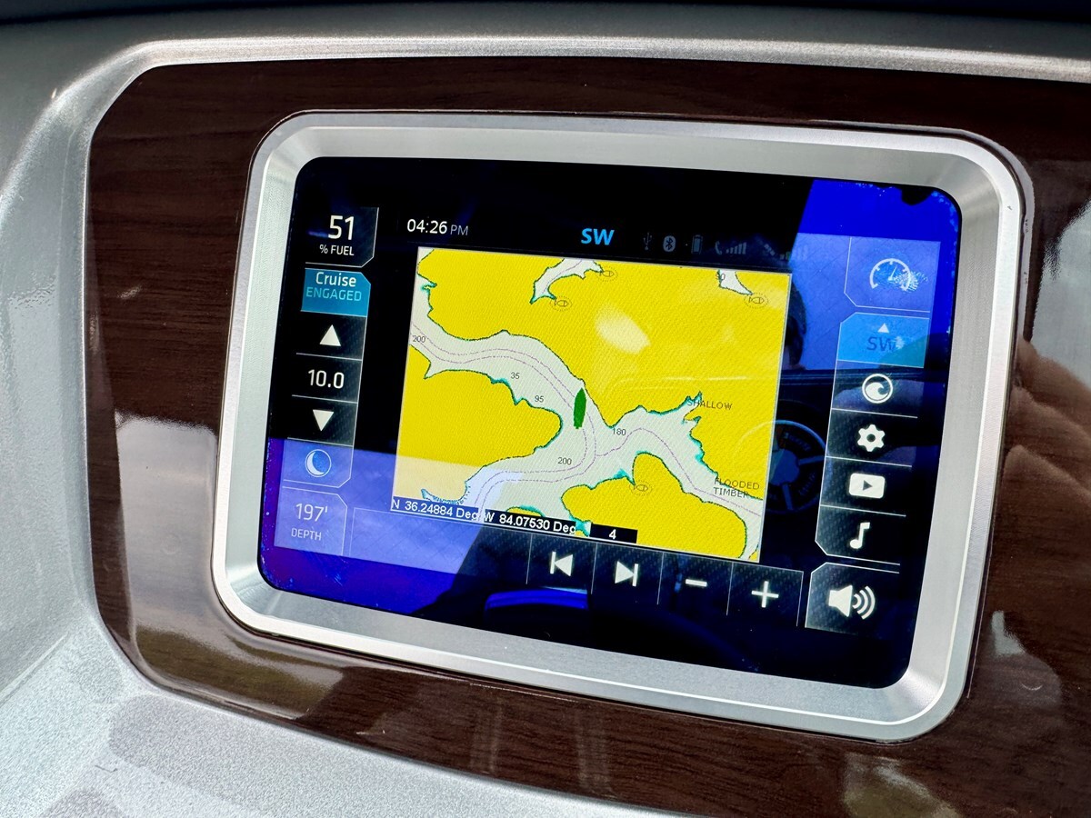 2017-chaparral-26-4-045451