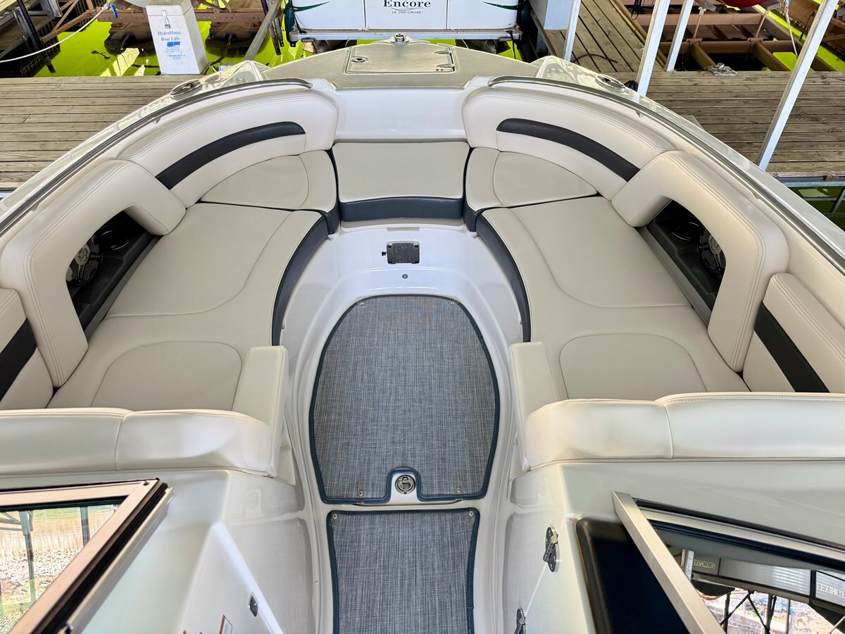 2017-chaparral-26-4-045451