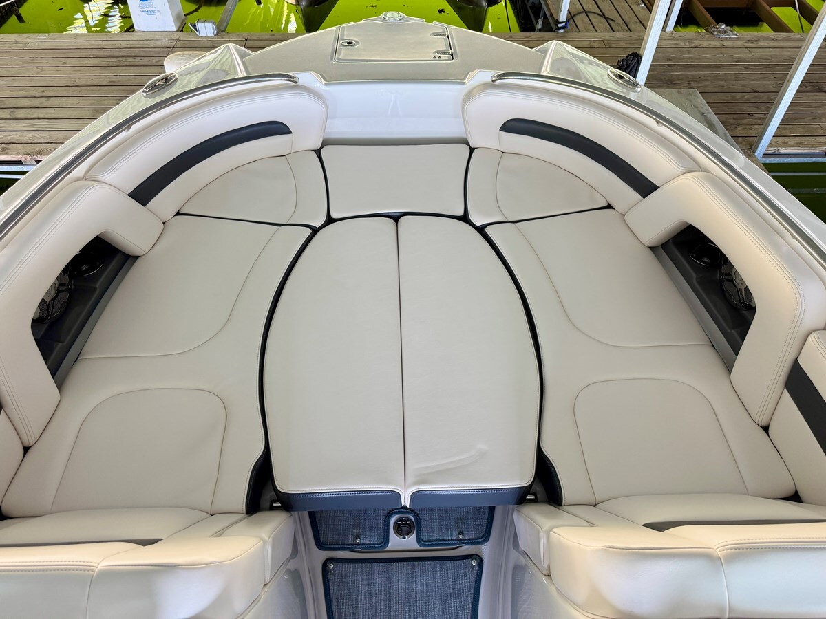 2017-chaparral-26-4-045451