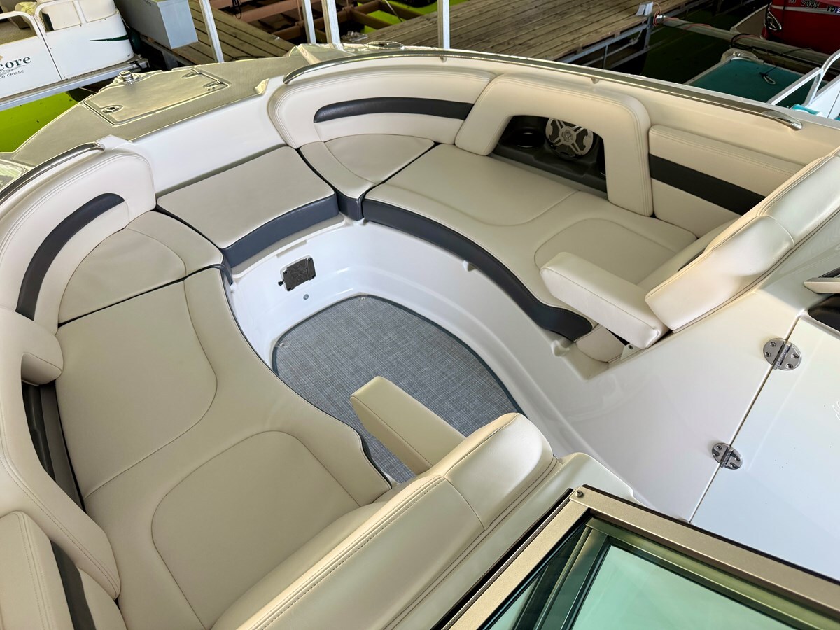 2017-chaparral-26-4-045451