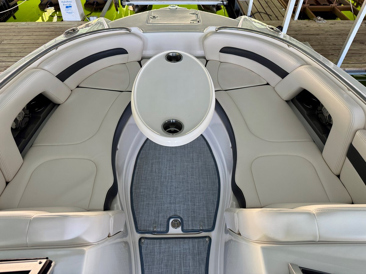 2017-chaparral-26-4-045451