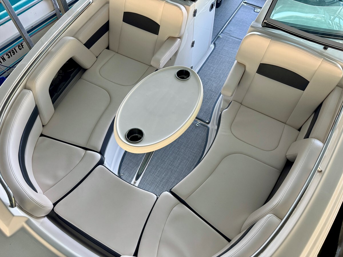 2017-chaparral-26-4-045451