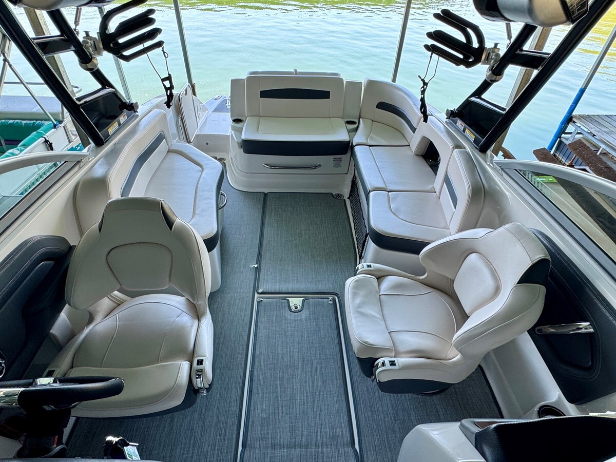 2017-chaparral-26-4-045451