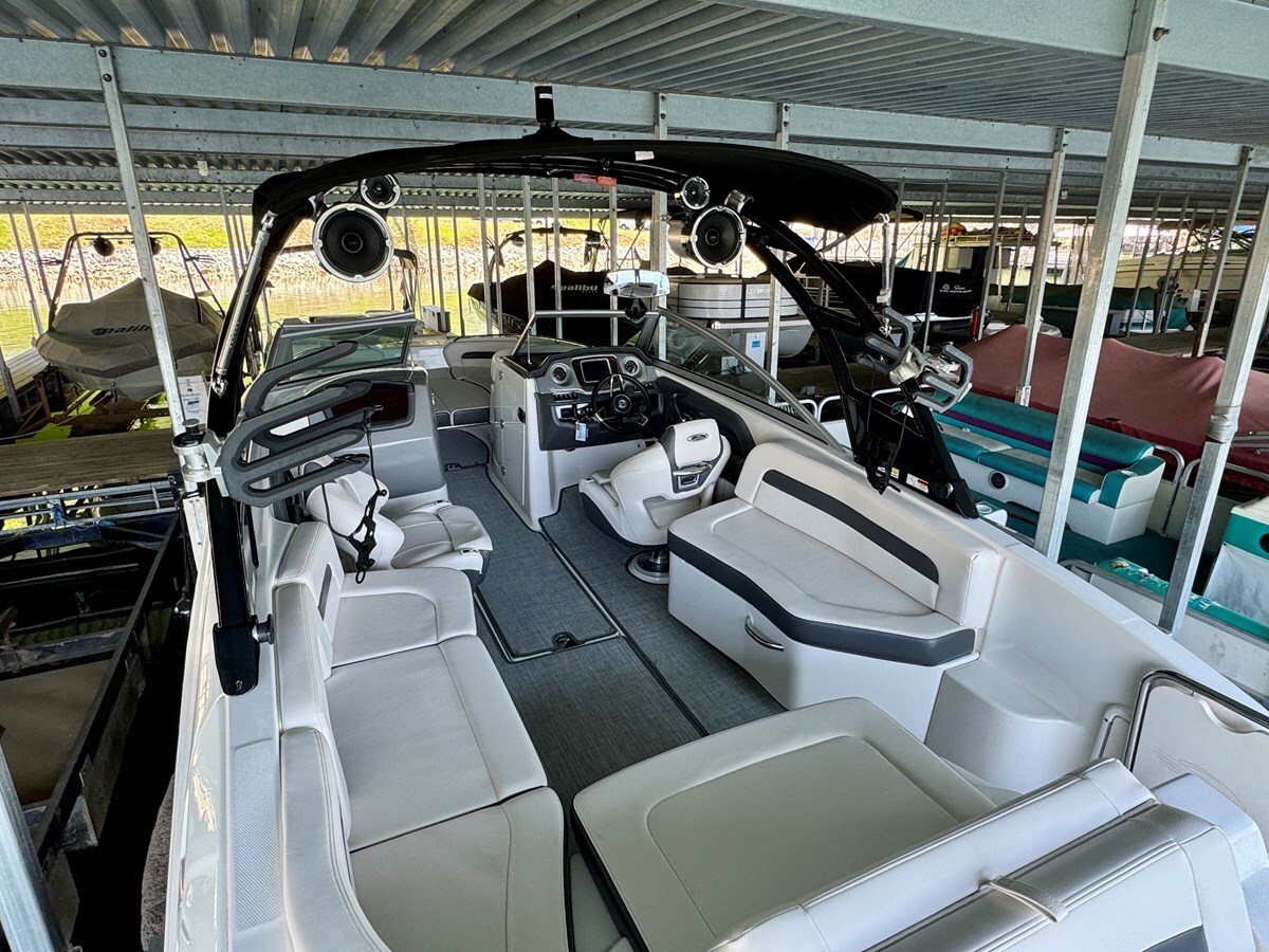 2017-chaparral-26-4-045451