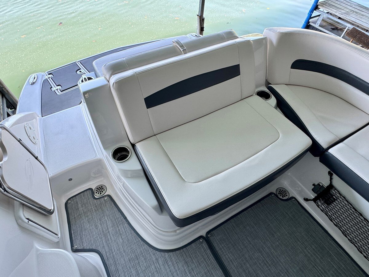 2017-chaparral-26-4-045451