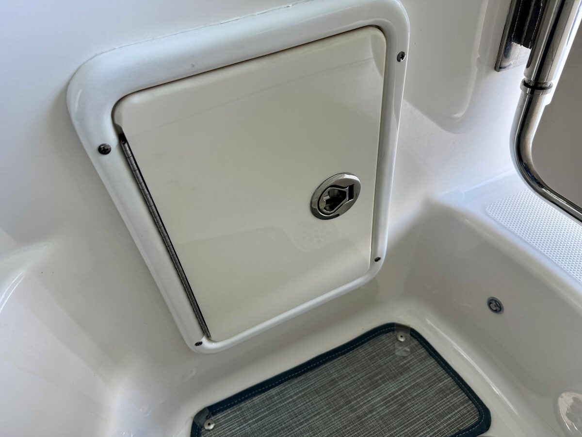 2017-chaparral-26-4-045451