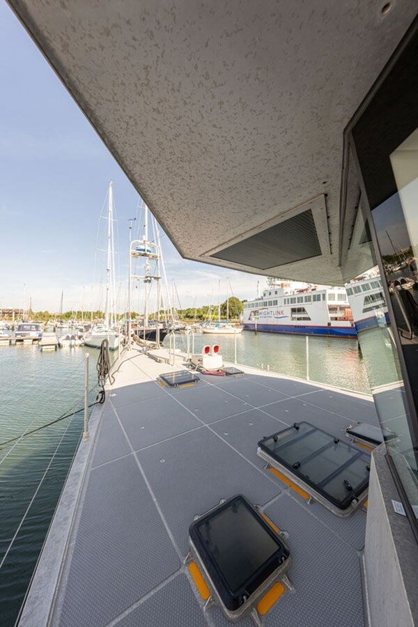 2017-circa-marine-86-f96eee