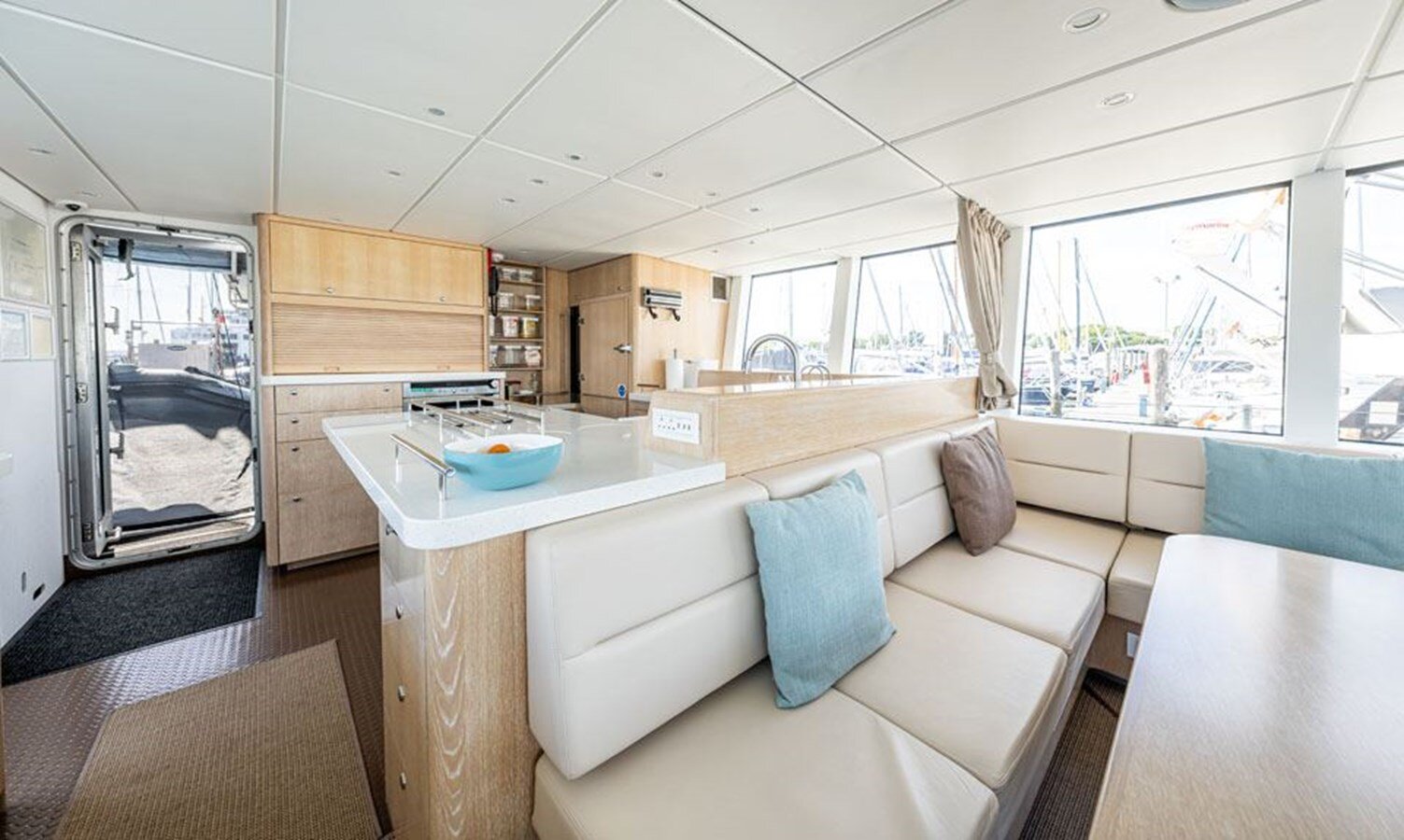 2017-circa-marine-86-f96eee