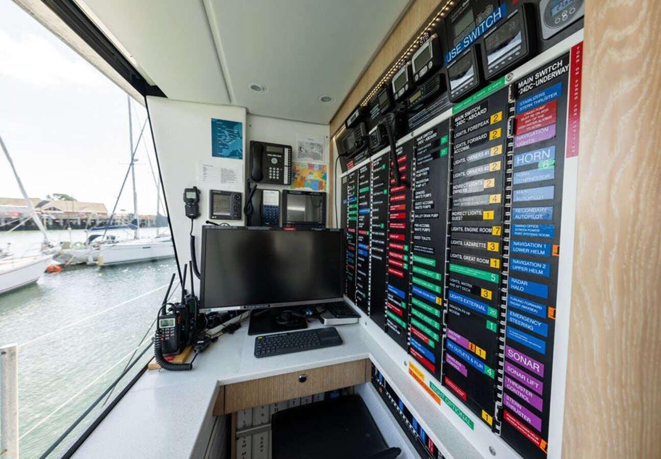 2017-circa-marine-86-f96eee