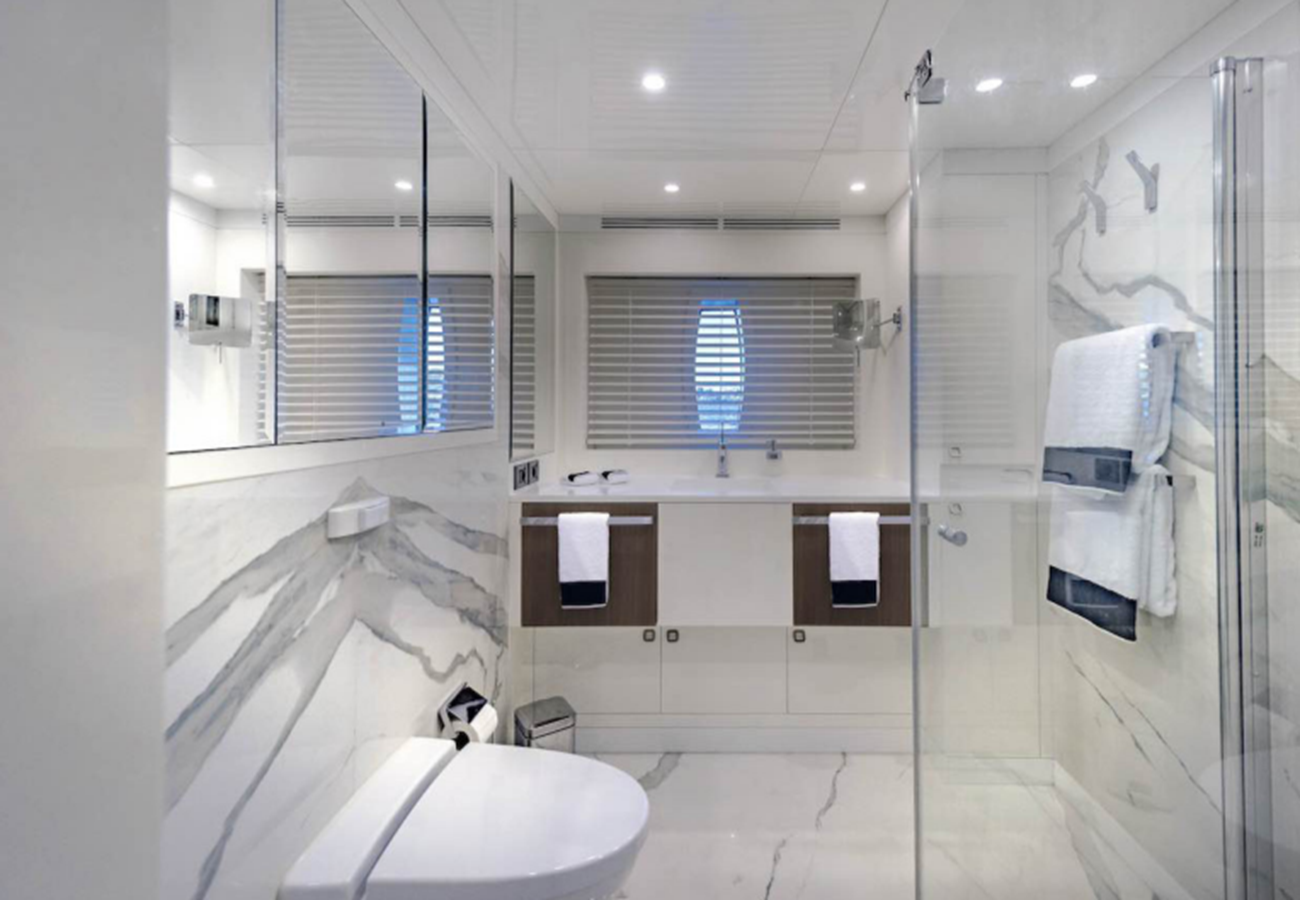 2017 CMB YACHTS 154' 3