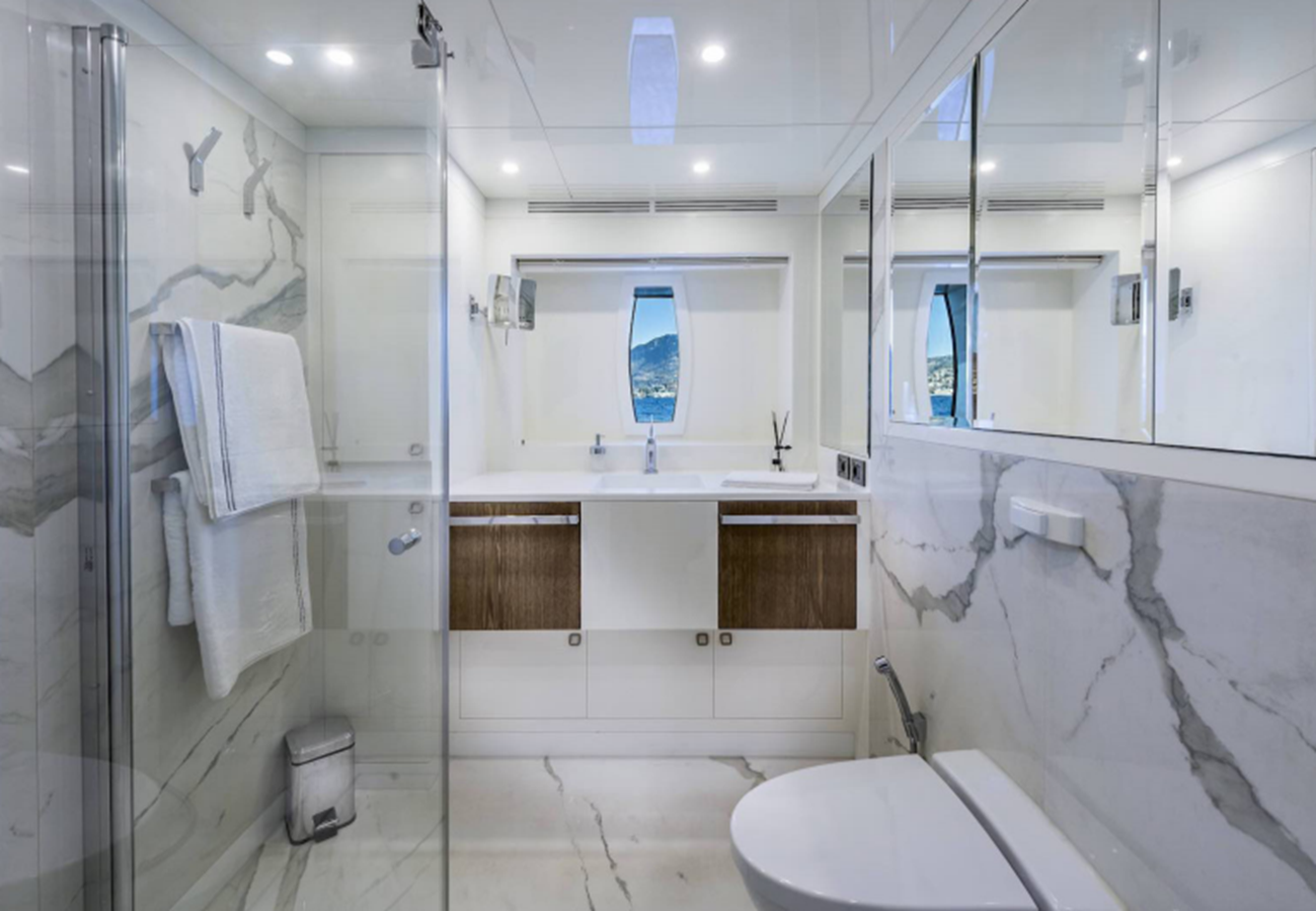 2017 CMB YACHTS 154' 3