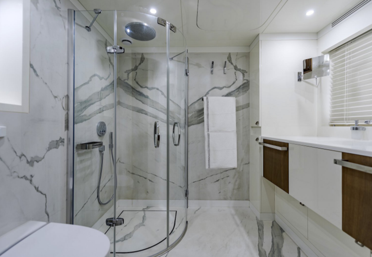 2017 CMB YACHTS 154' 3