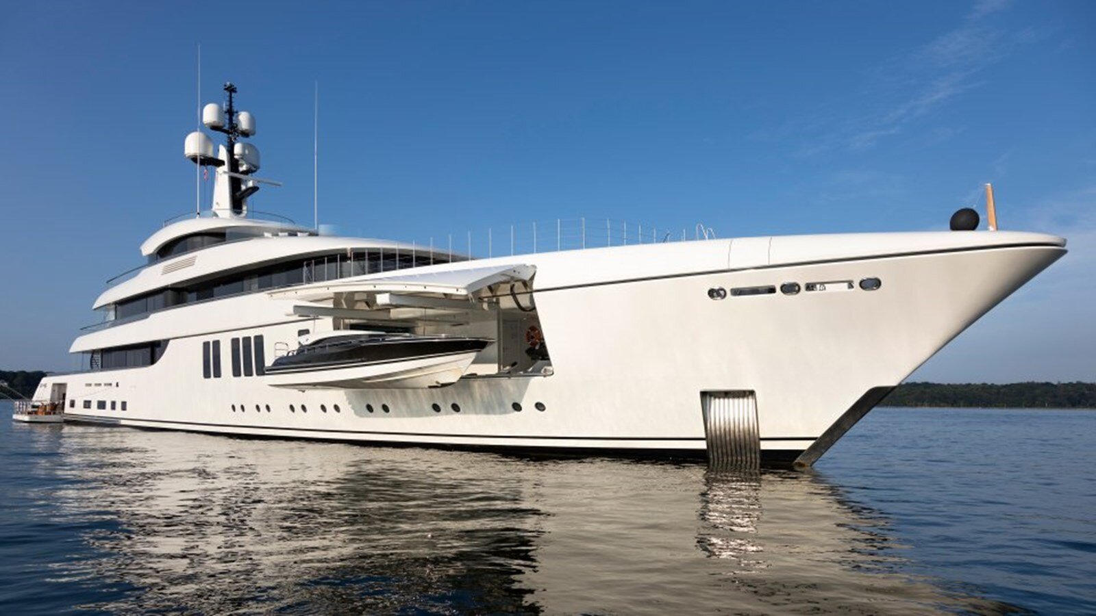 2017 FEADSHIP 239' 7