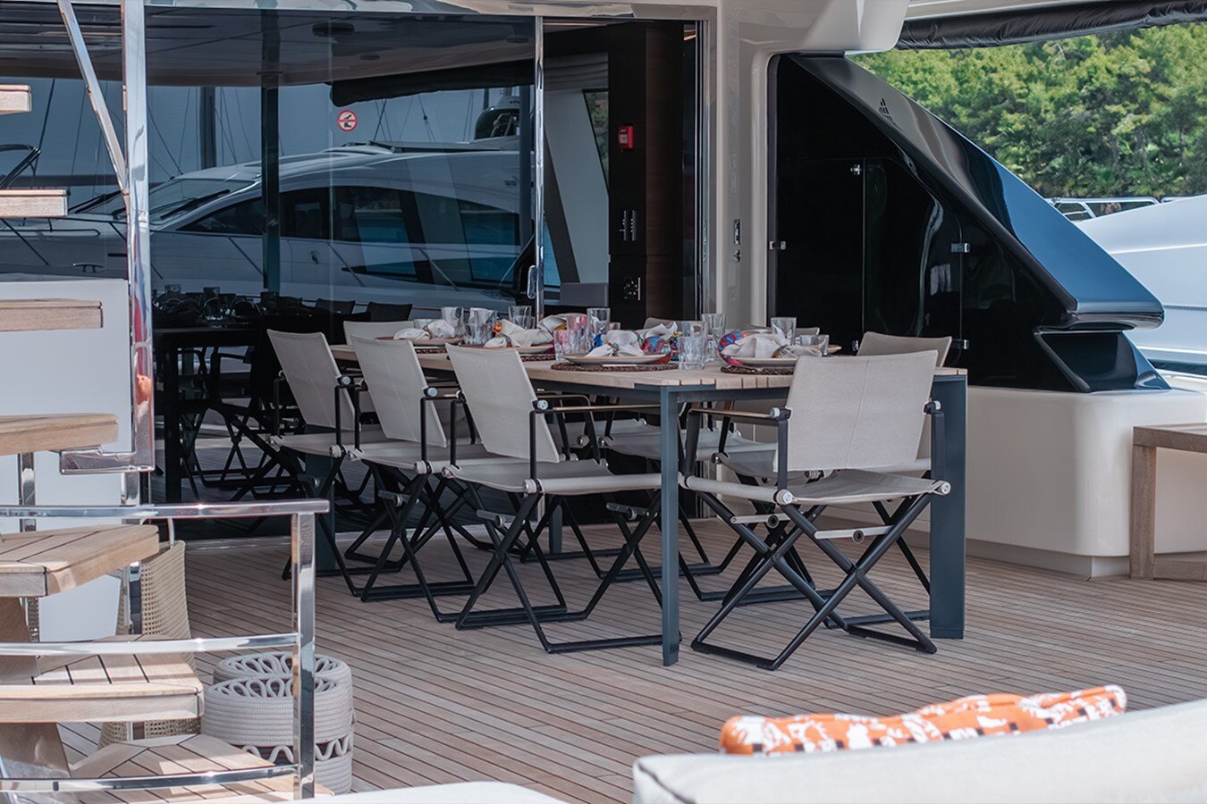 2017-ferretti-custom-line-121-5-18f3ae