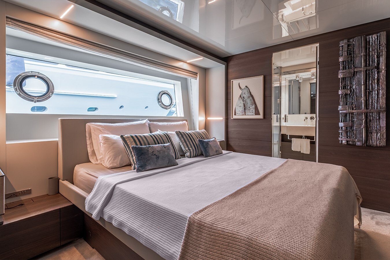 2017-ferretti-custom-line-121-5-18f3ae