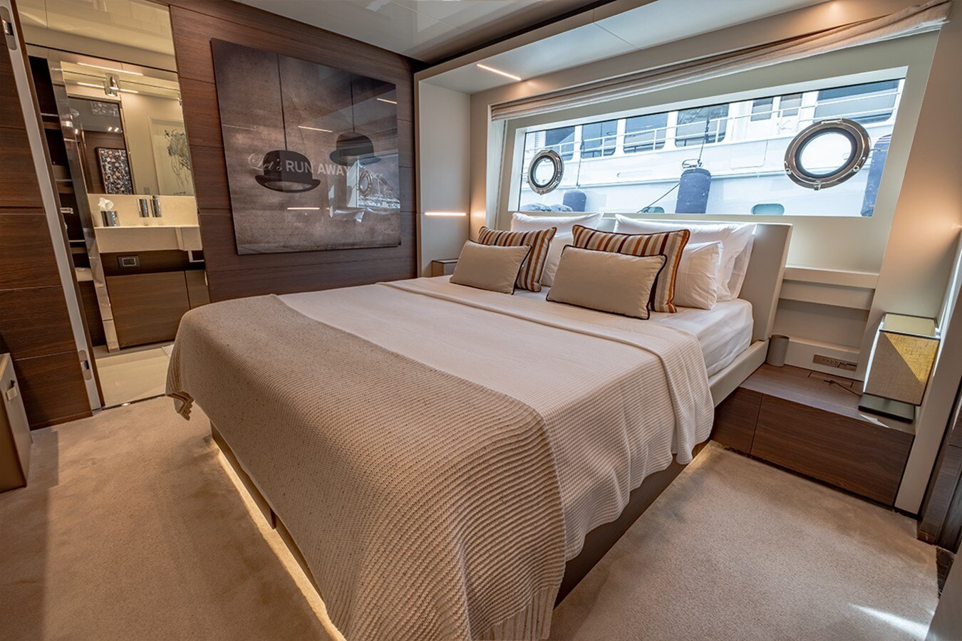 2017-ferretti-custom-line-121-5-18f3ae