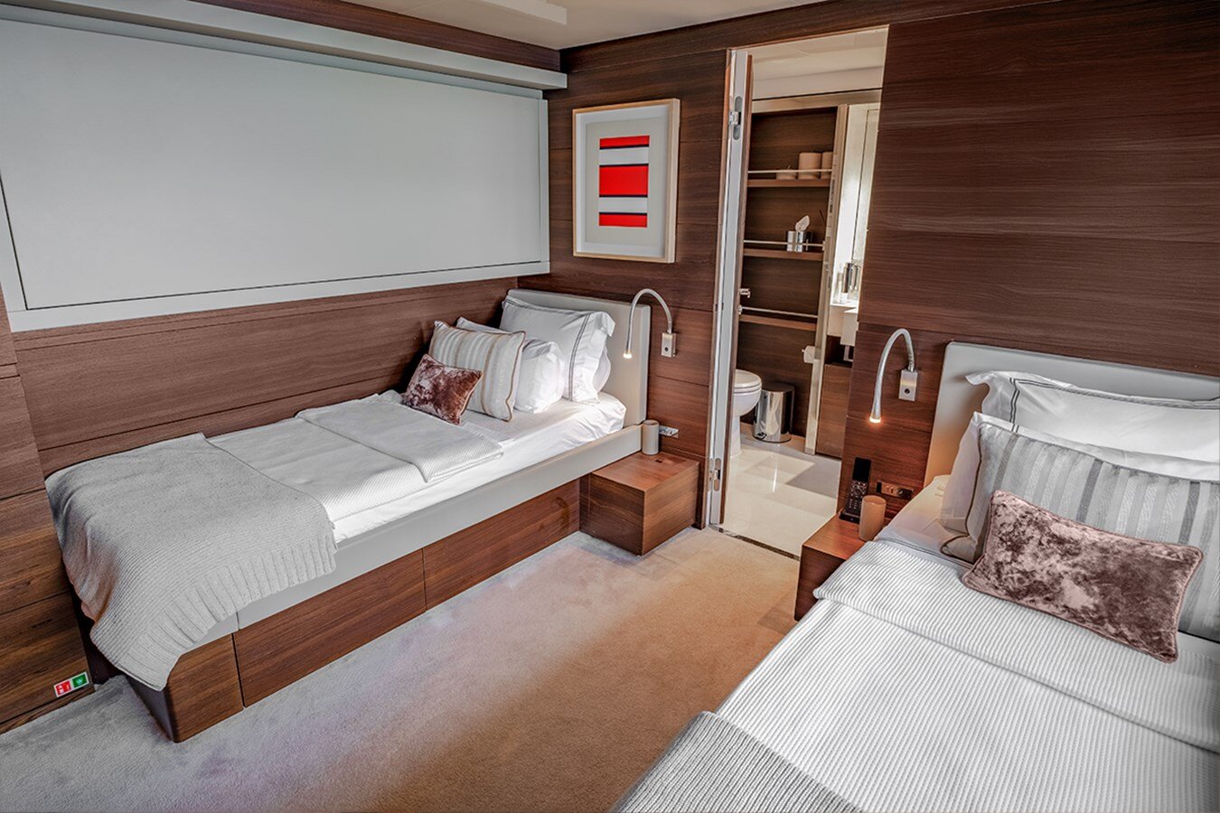 2017-ferretti-custom-line-121-5-18f3ae