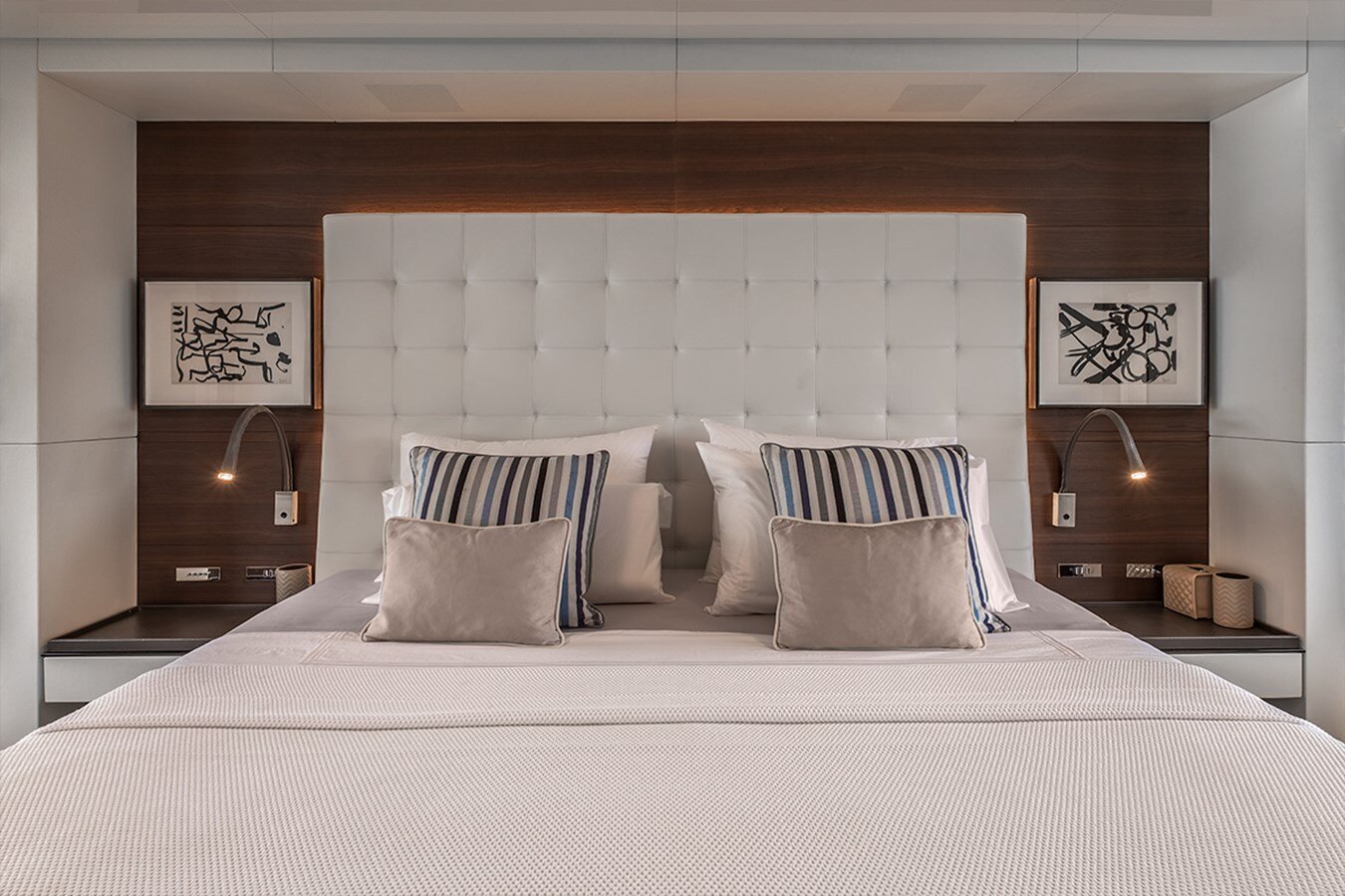 2017-ferretti-custom-line-121-5-18f3ae