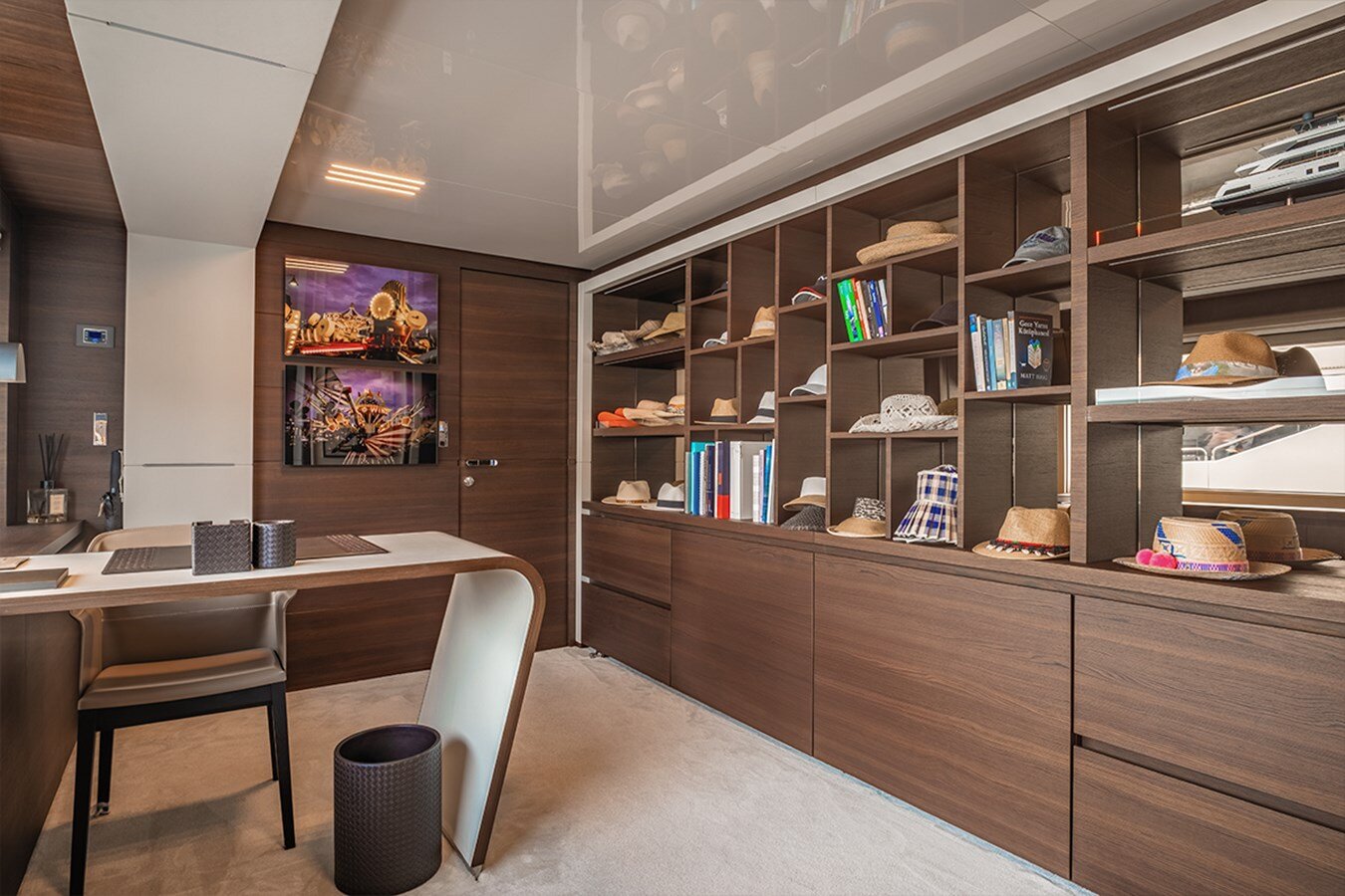 2017-ferretti-custom-line-121-5-18f3ae