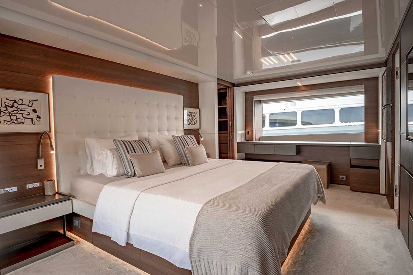 2017-ferretti-custom-line-121-5-18f3ae