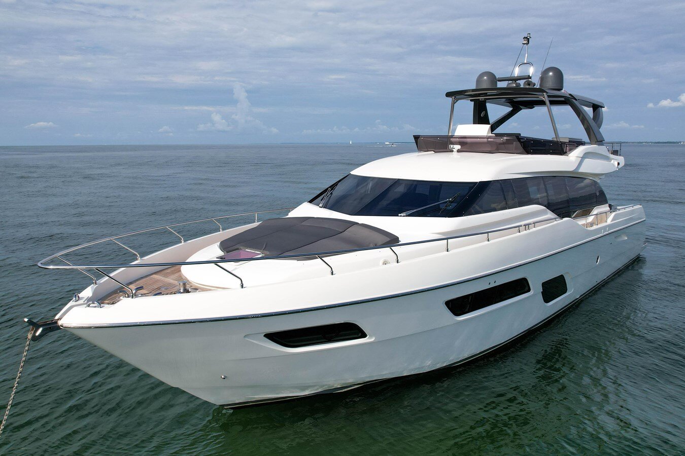 2017-ferretti-yachts-70-ef3962