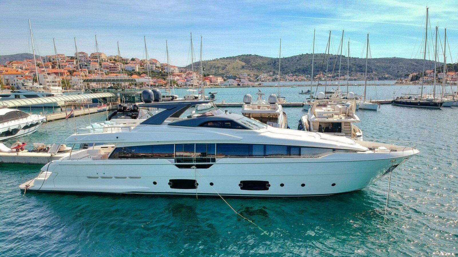 2017-ferretti-yachts-95-10-8d4d1d