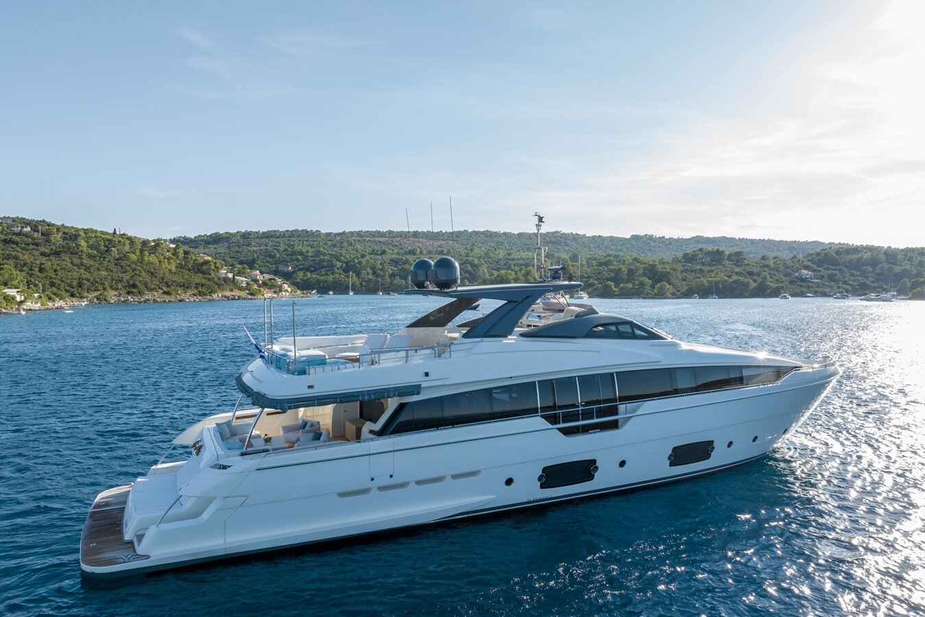 2017-ferretti-yachts-95-10-6159ff