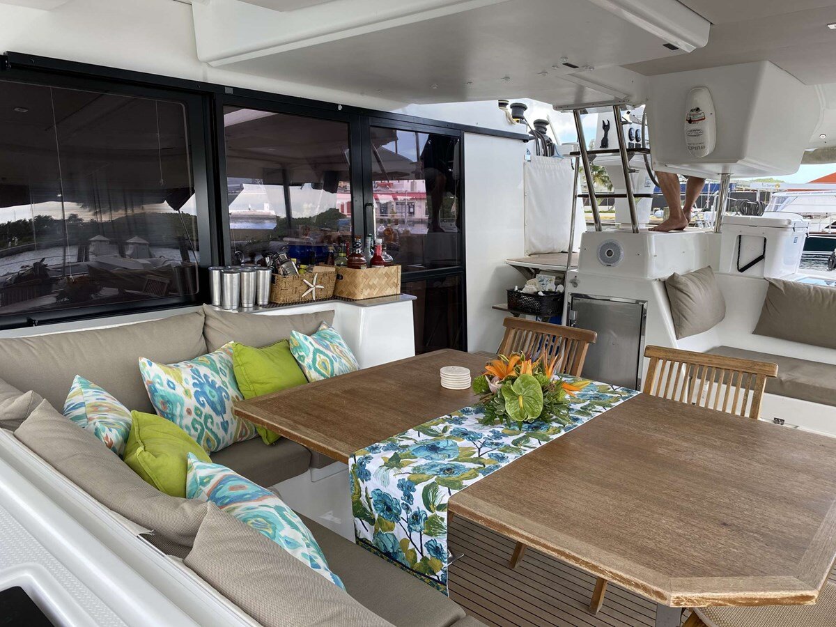 2017-fountaine-pajot-50-1eb50d