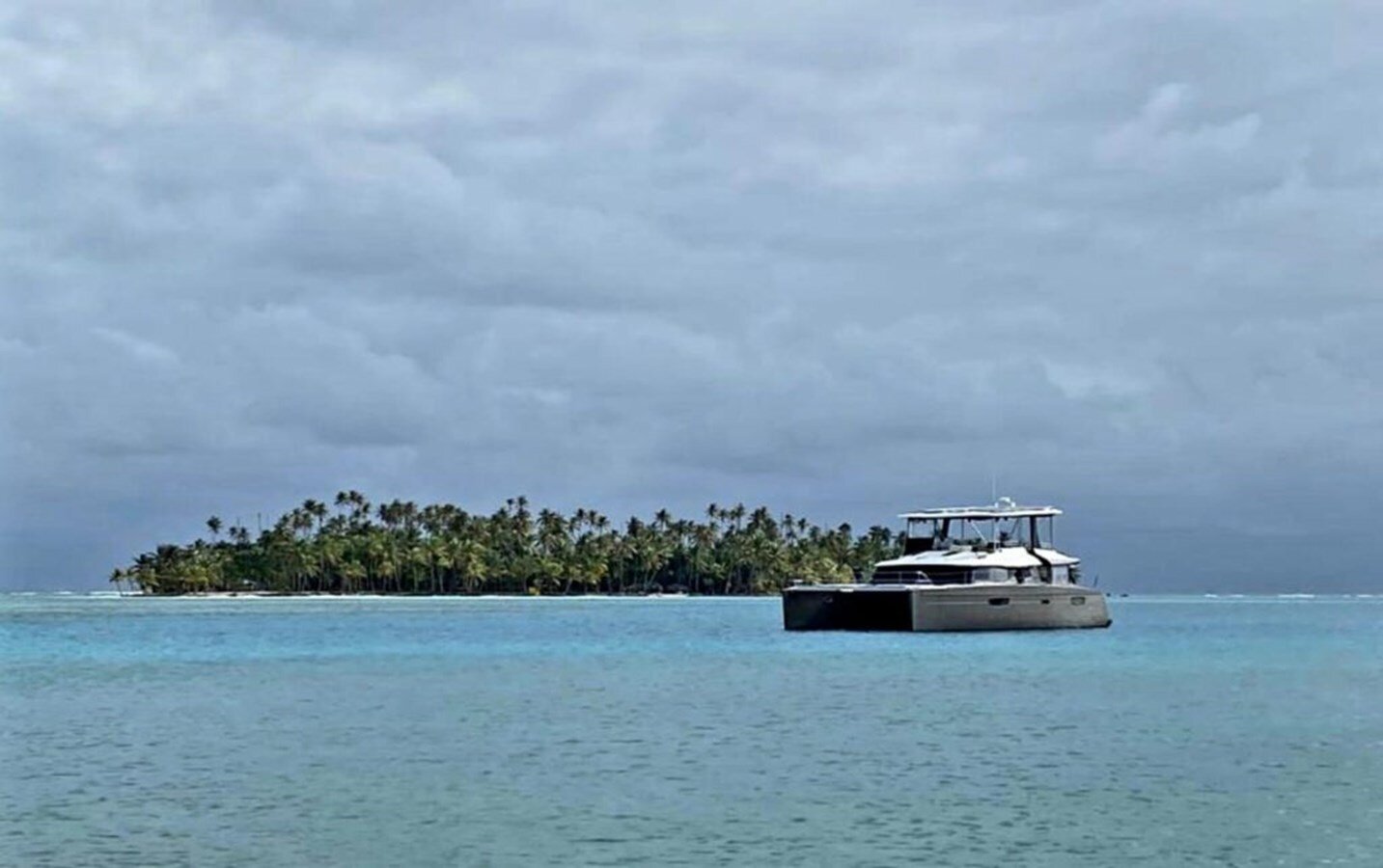 2017-fountaine-pajot-58-77f473