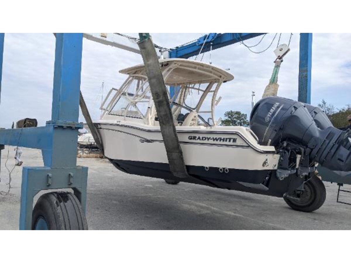 2017-grady-white-25-1-83720d