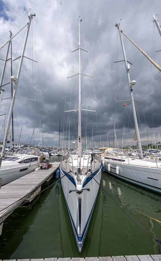 2017-hallberg-rassy-47-5-9ceeb5