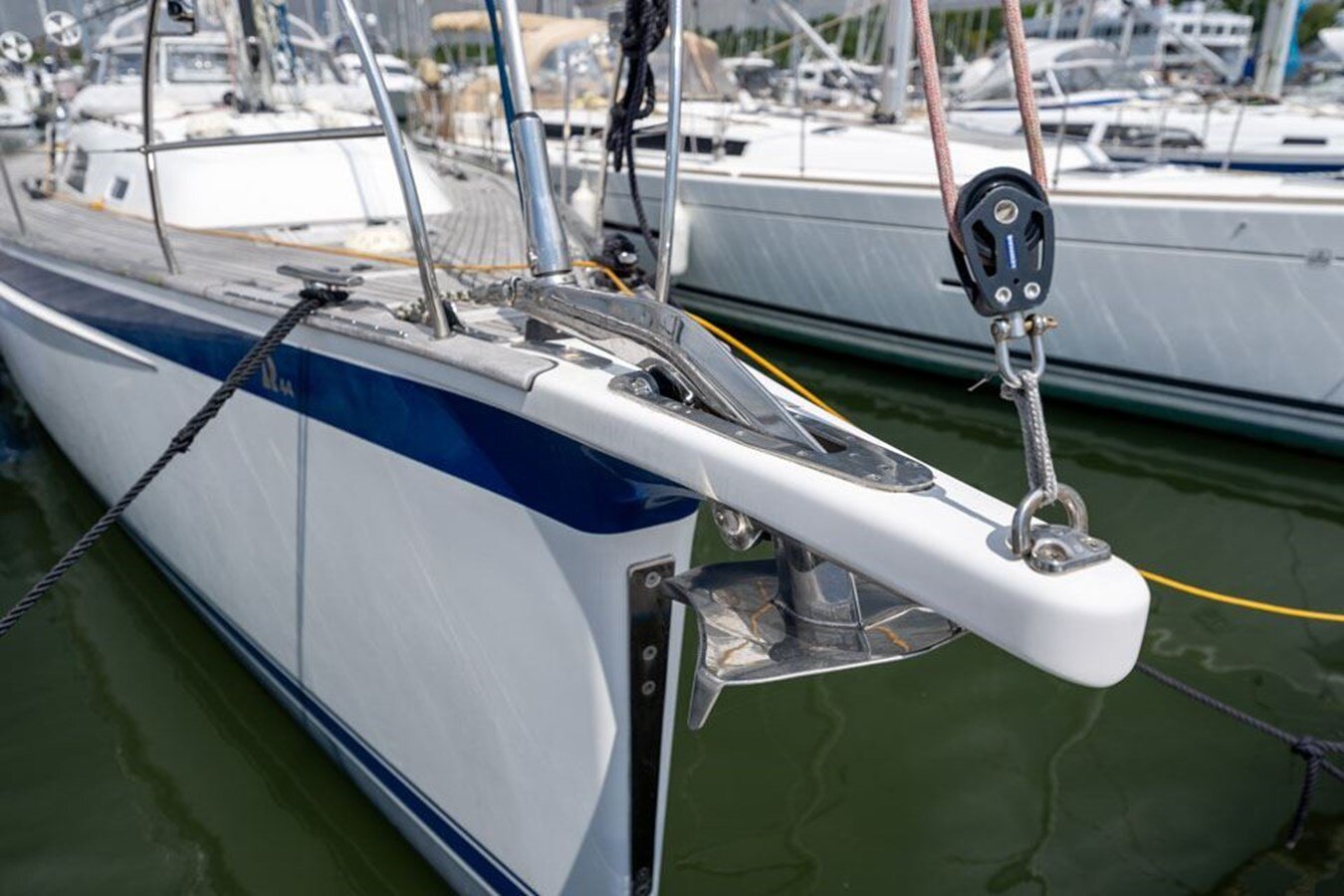 2017-hallberg-rassy-47-5-9ceeb5