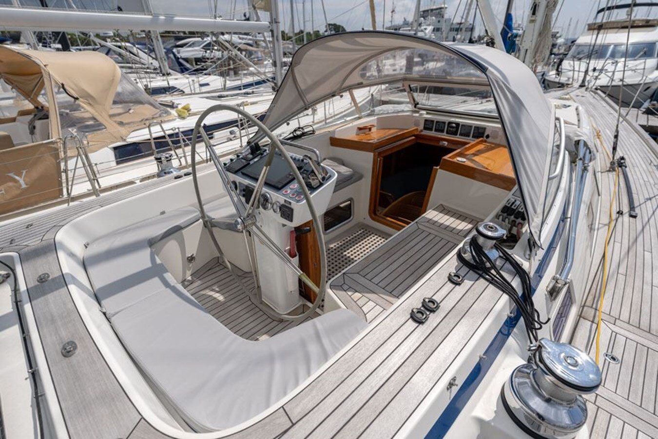 2017-hallberg-rassy-47-5-9ceeb5