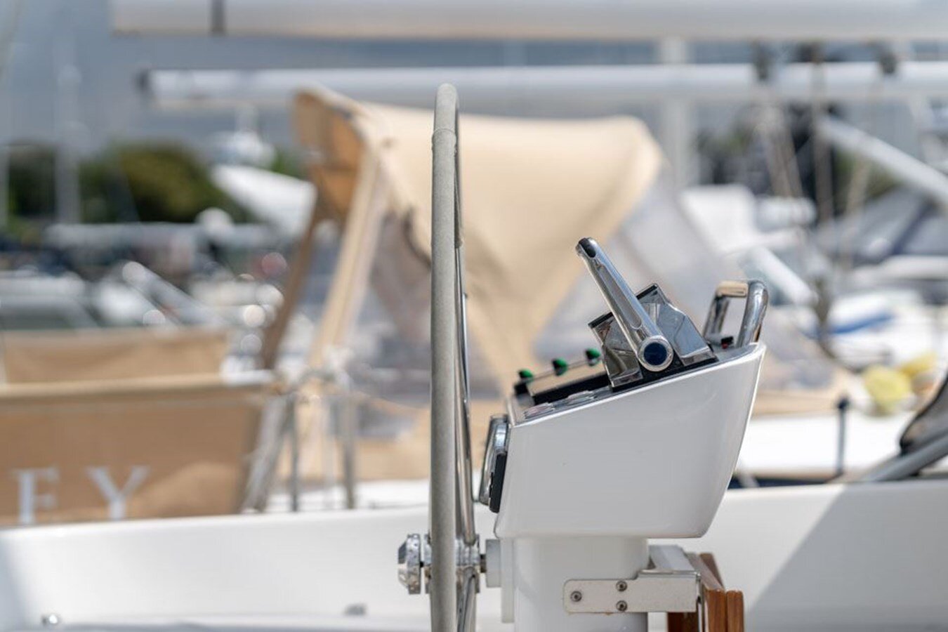 2017-hallberg-rassy-47-5-9ceeb5