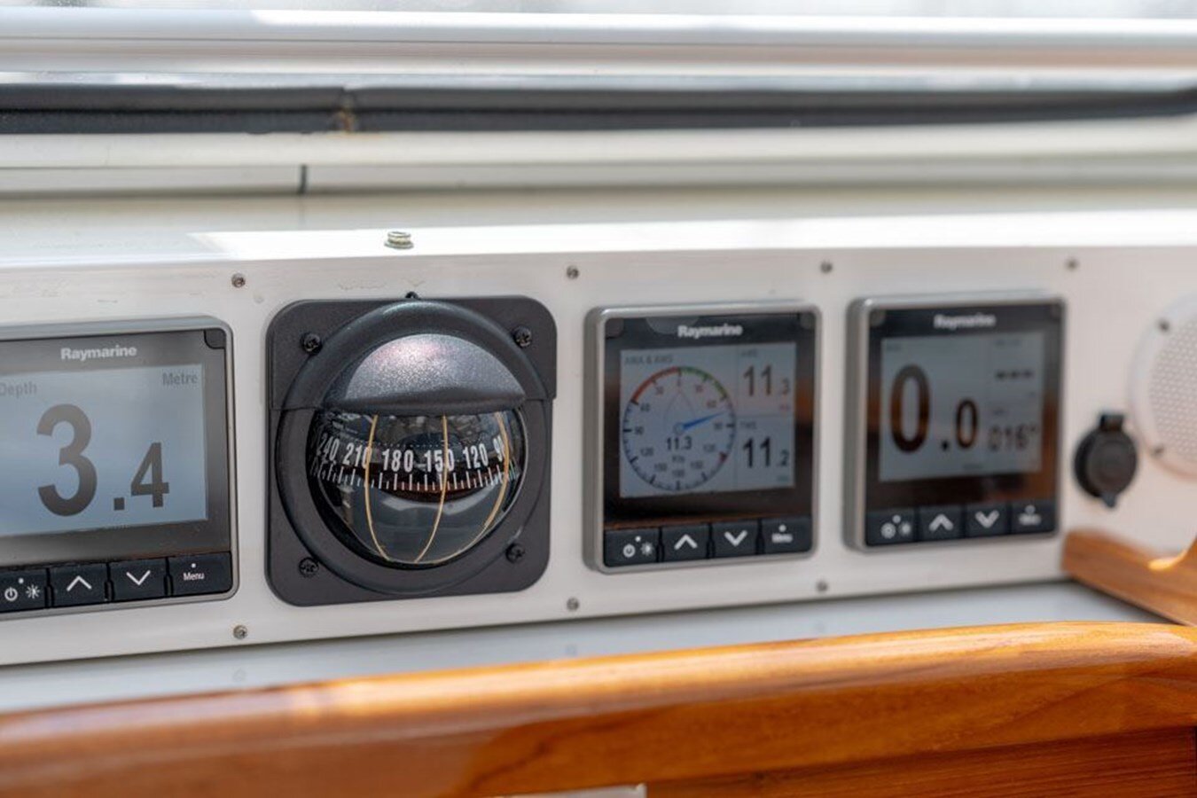 2017-hallberg-rassy-47-5-9ceeb5