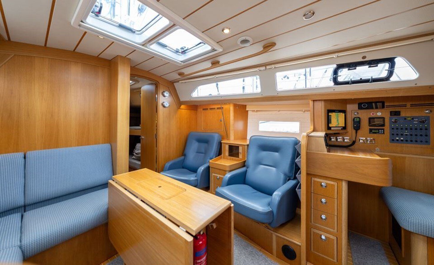 2017-hallberg-rassy-47-5-9ceeb5