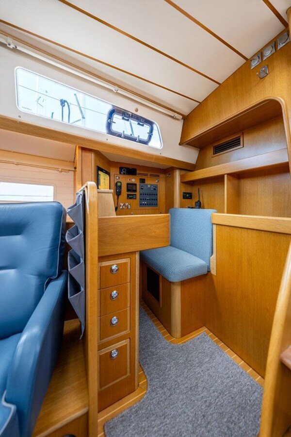 2017-hallberg-rassy-47-5-9ceeb5