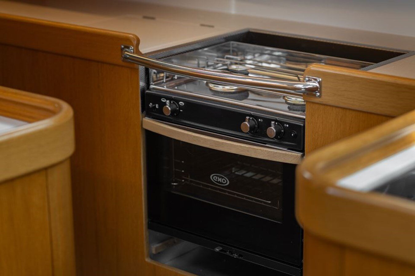 2017-hallberg-rassy-47-5-9ceeb5