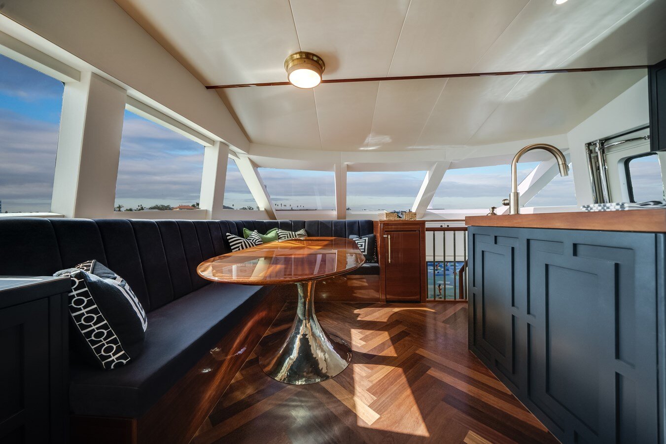 2017-hatteras-60-38f8da