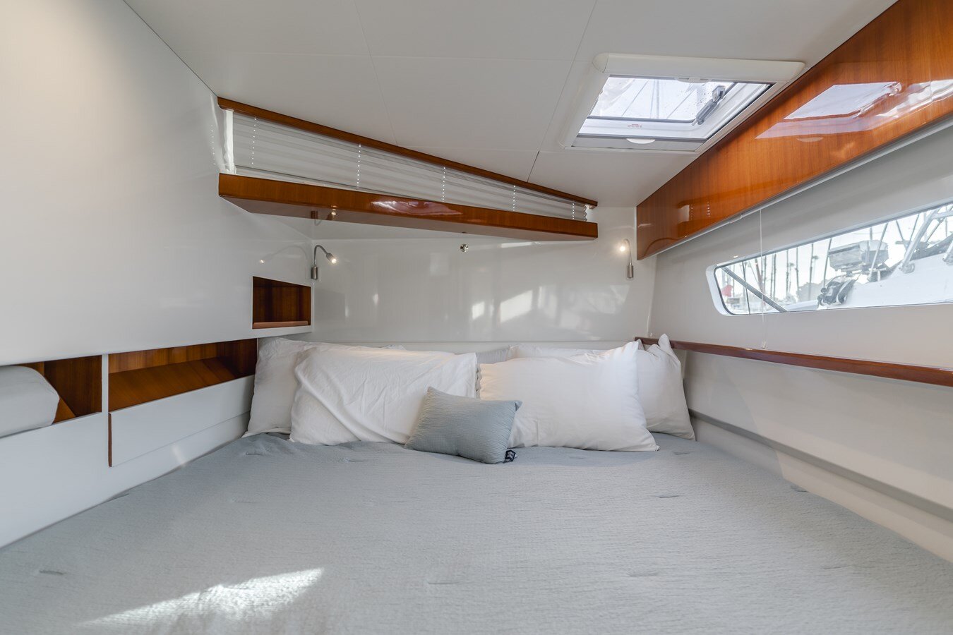 2017-hh-catamarans-66-08ebe9