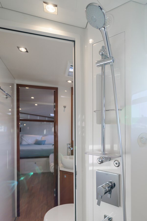 2017-hh-catamarans-66-08ebe9