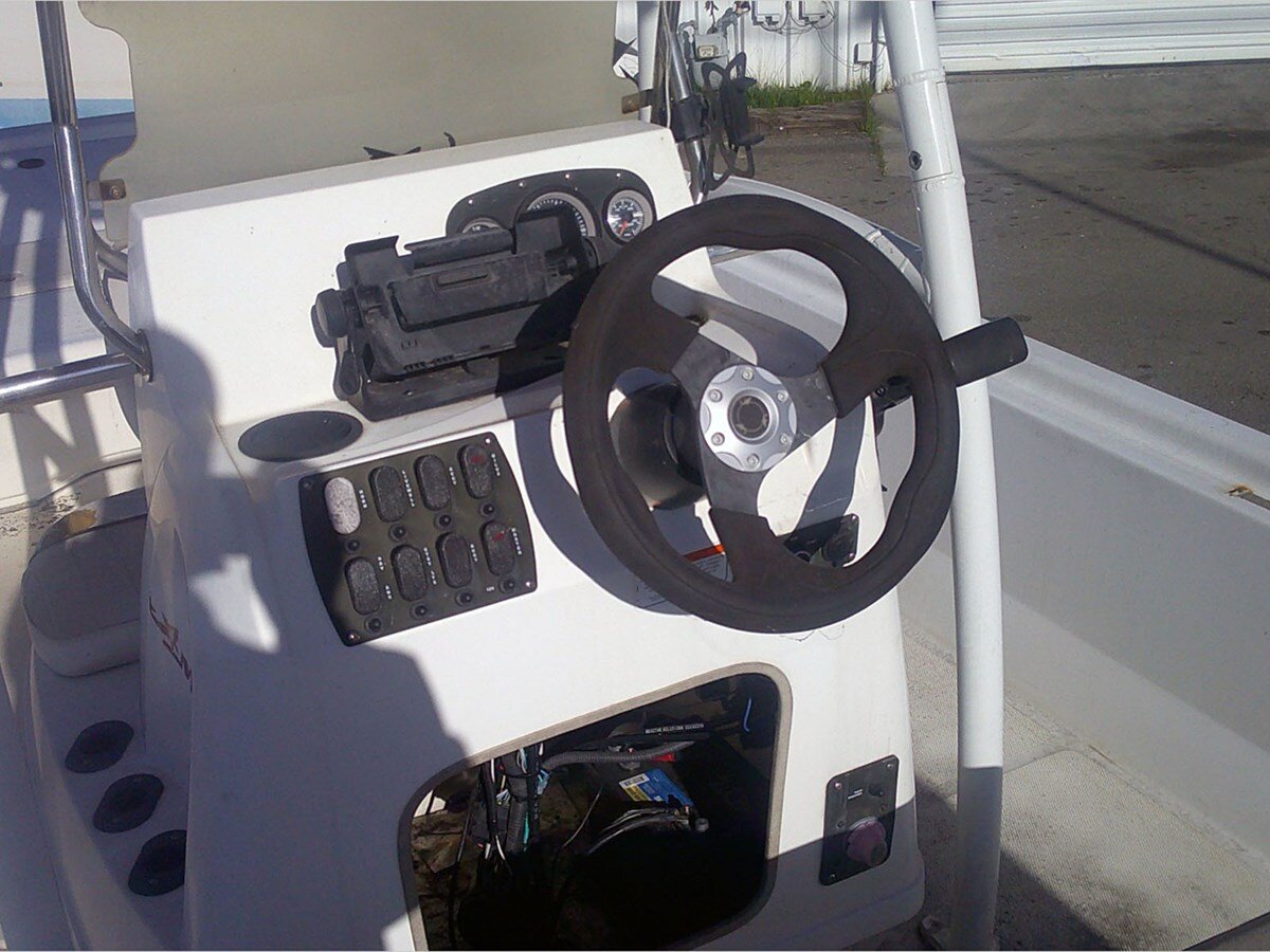 2017-mako-19-1-b4a873