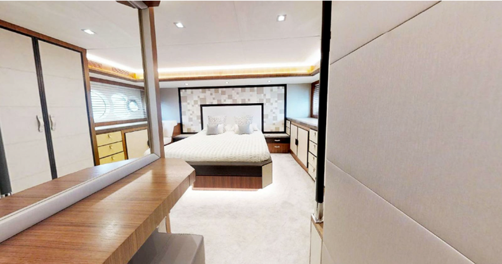 2017-monte-carlo-yachts-64-7-3c204b