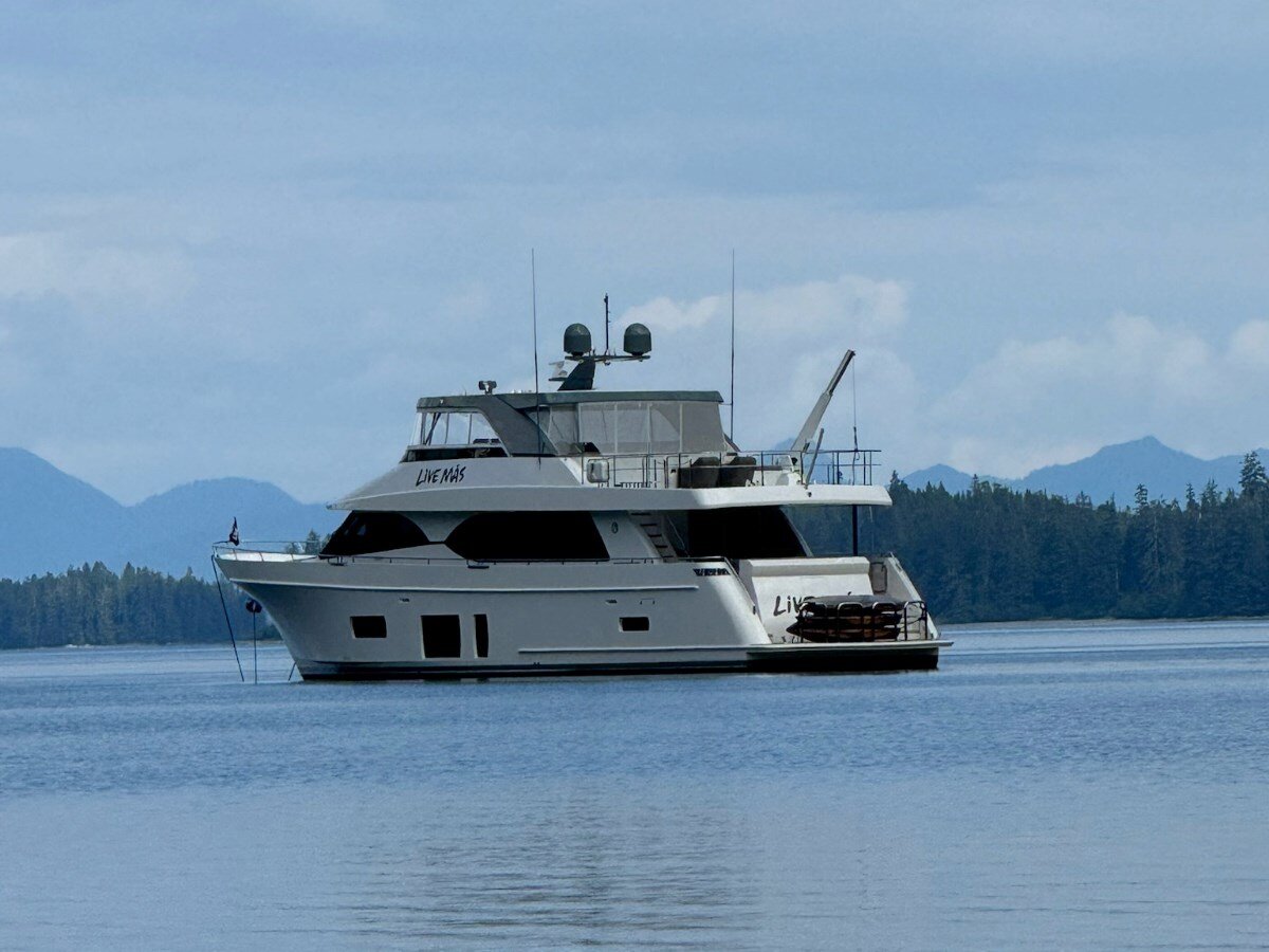 2017-ocean-alexander-85-013c37