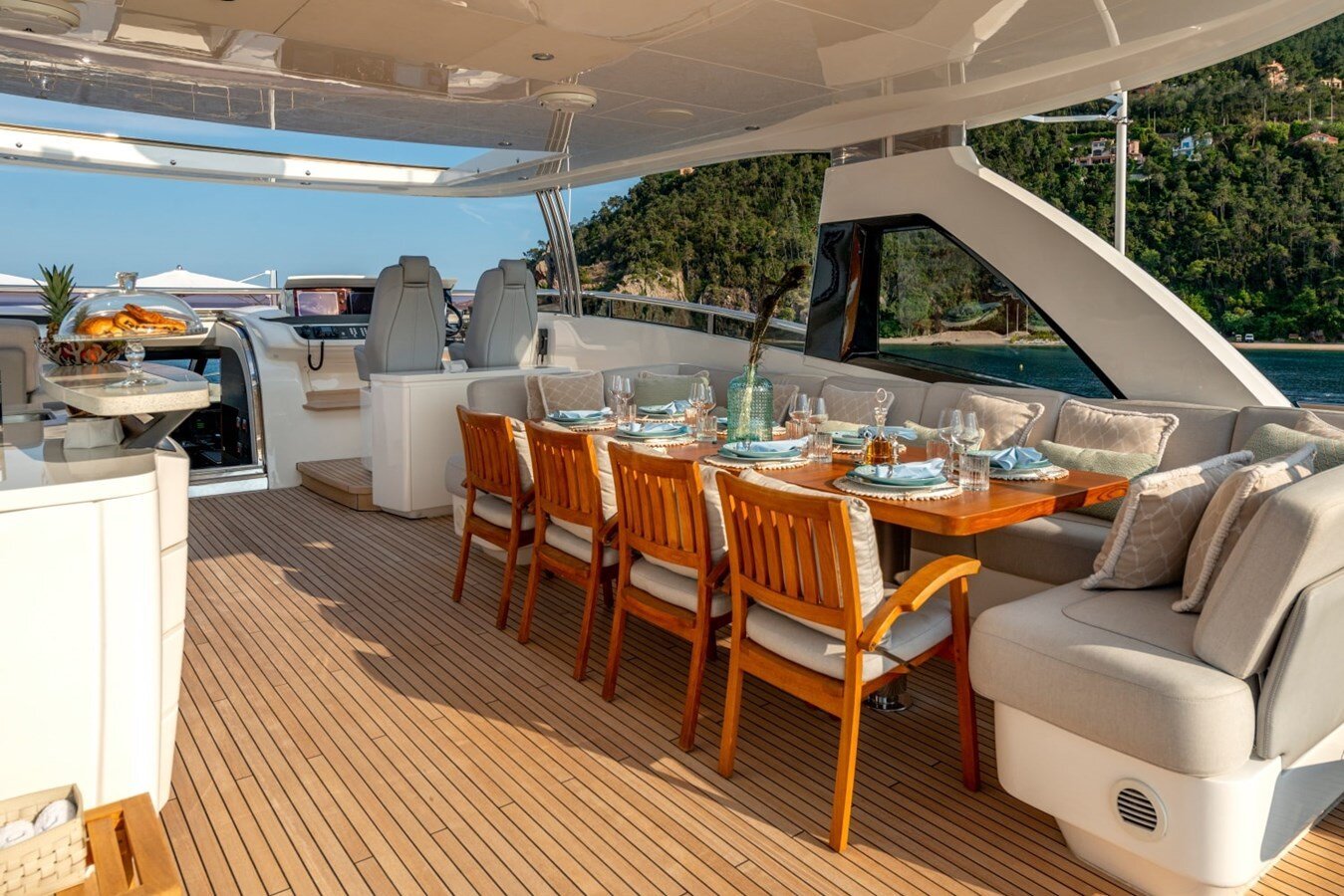 2017-princess-yachts-115-4-ff2306