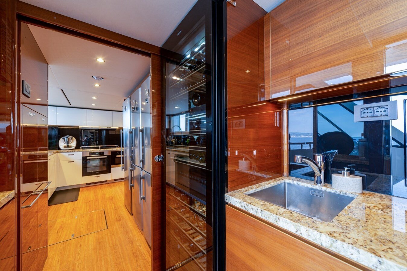 2017-princess-yachts-115-4-ff2306