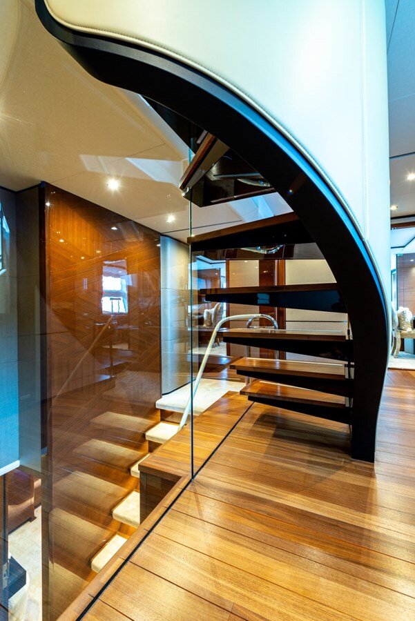 2017-princess-yachts-115-4-ff2306