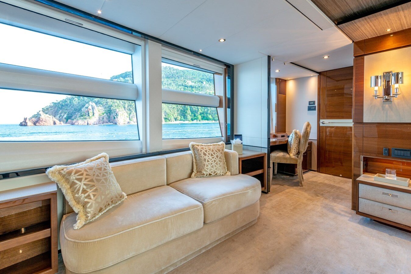 2017-princess-yachts-115-4-ff2306