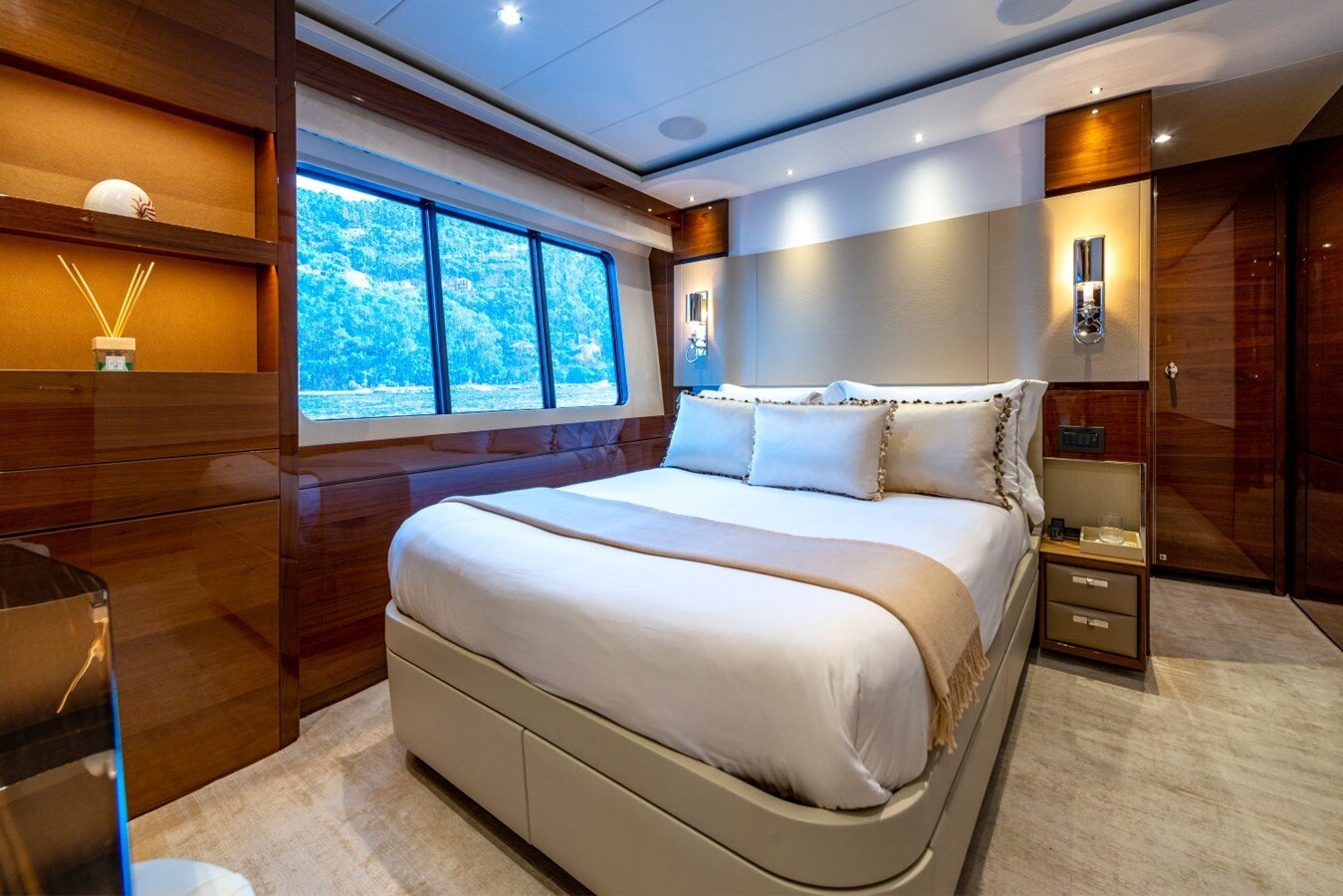 2017-princess-yachts-115-4-ff2306