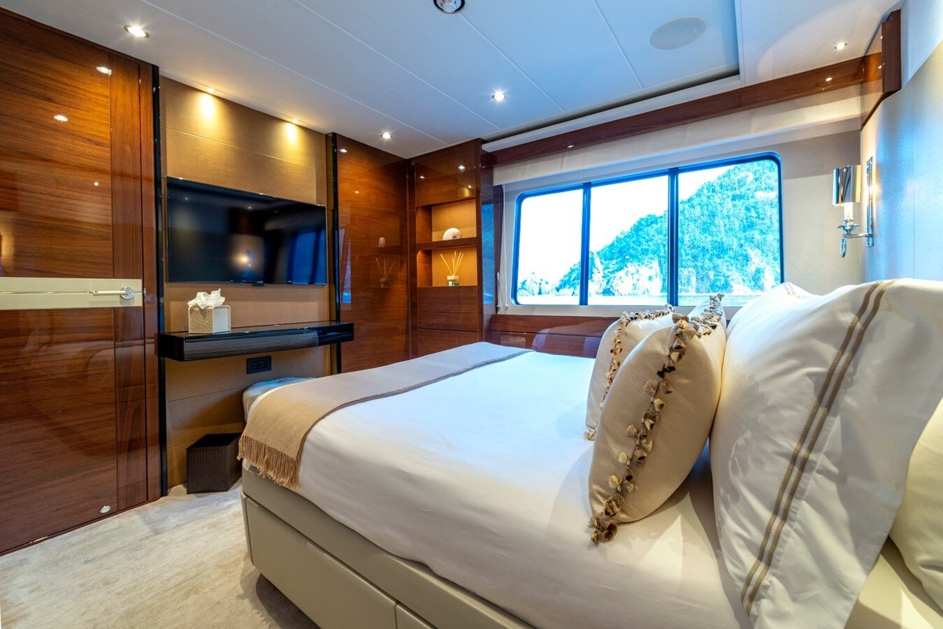 2017-princess-yachts-115-4-ff2306